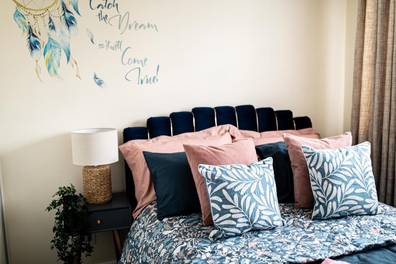 Inviting 3-Bed House In Manchester Extérieur photo