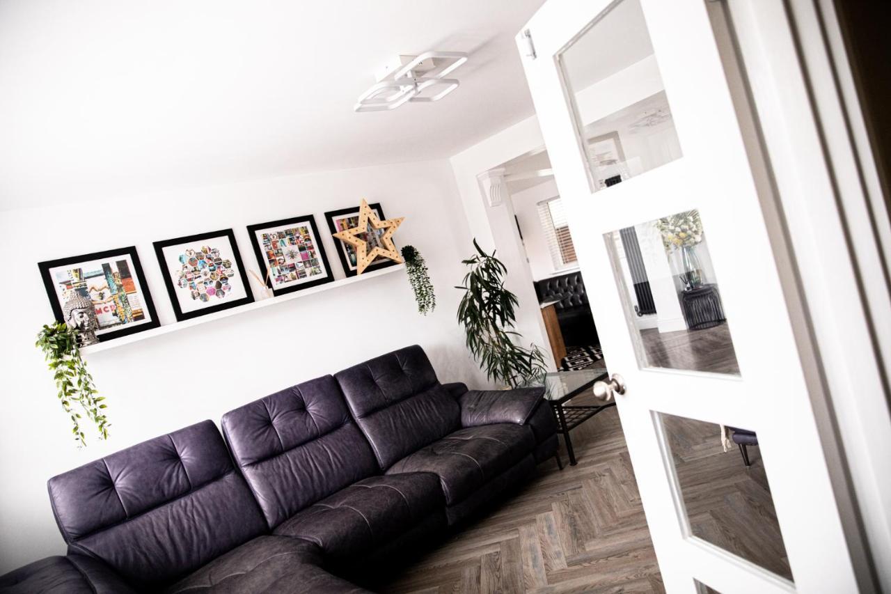 Inviting 3-Bed House In Manchester Extérieur photo