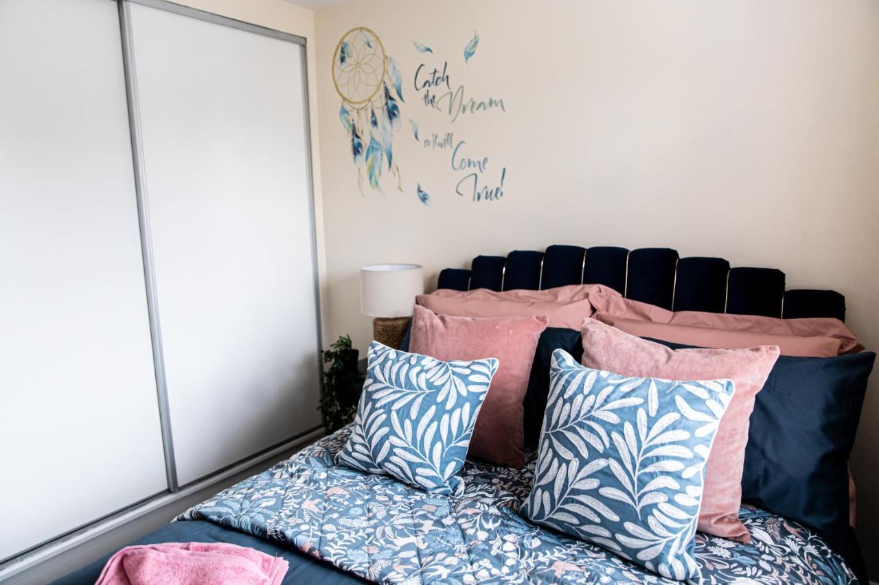 Inviting 3-Bed House In Manchester Extérieur photo